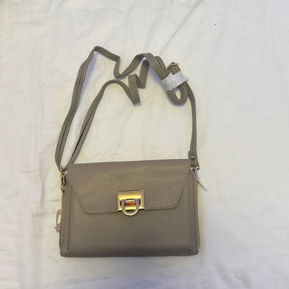 Never used - Picture 1 of 2